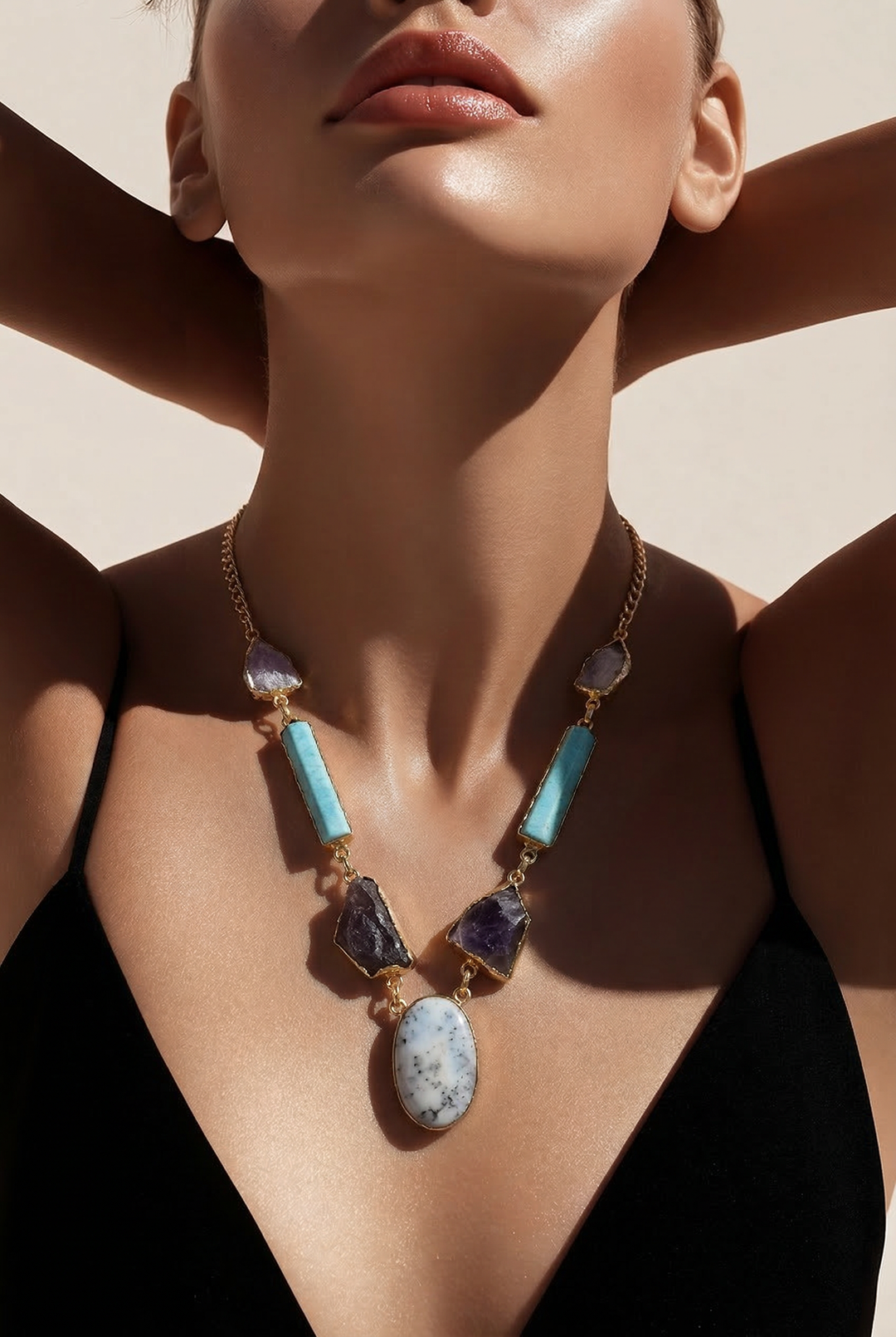 Yael Set in Gold